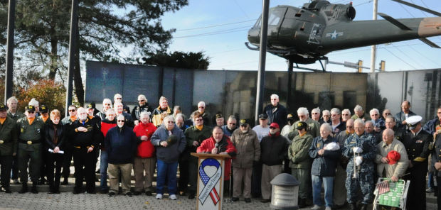 Patriotic tunes strike chord at vets memorial